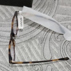 MVMT Brown Patterned Eyewear